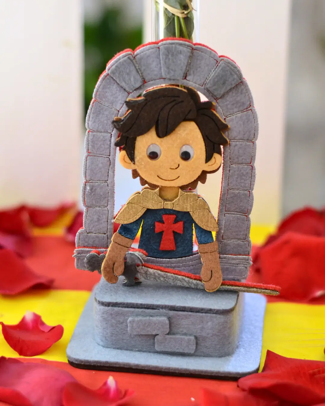 Rosa Roja con Caballero Medieval - Vista 2